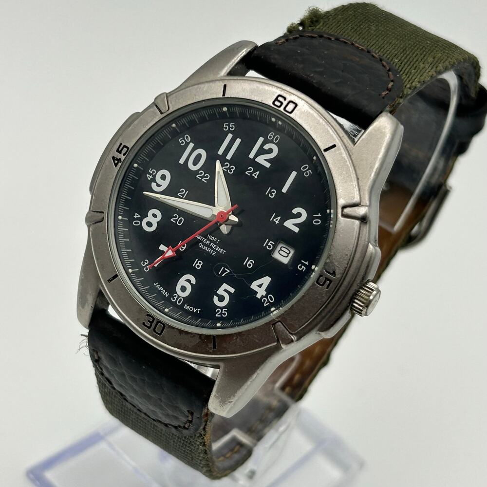 Puritan Field Men's Watch Black Dial Green Fabric Band Working New Battery - Picture 2 of 8